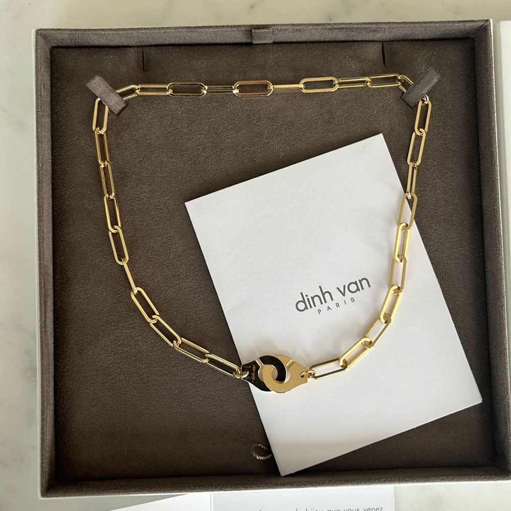 Dinh Van Menottes R15 18K Yellow Gold Handcuff Necklace - Picture 2 of 13